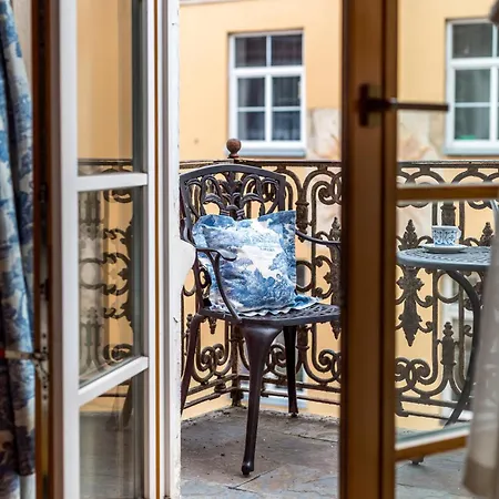 Castle Street Retreat, 19 * Vilnius