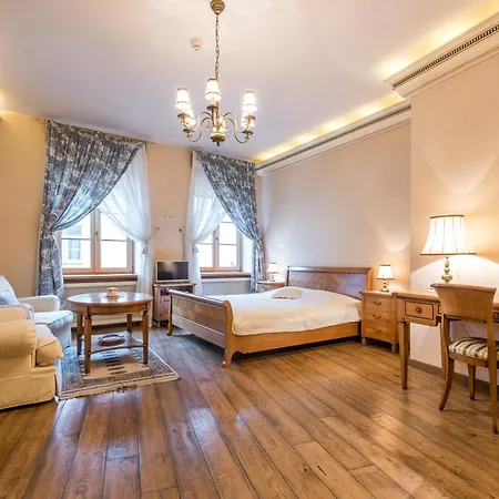 Castle Street Retreat, 19 * Vilnius