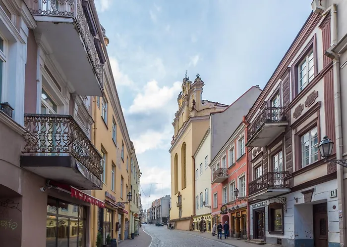 Castle Street Retreat, 19 Vilna