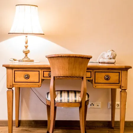 Castle Street Retreat, 19 * Вильнюс